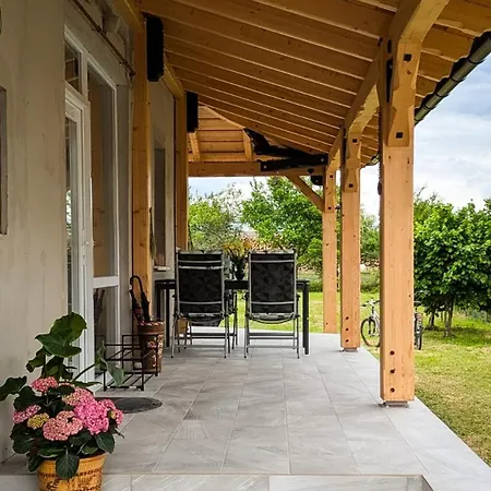 - Erholung Am Thermalbad Und Plattensee Apartamento